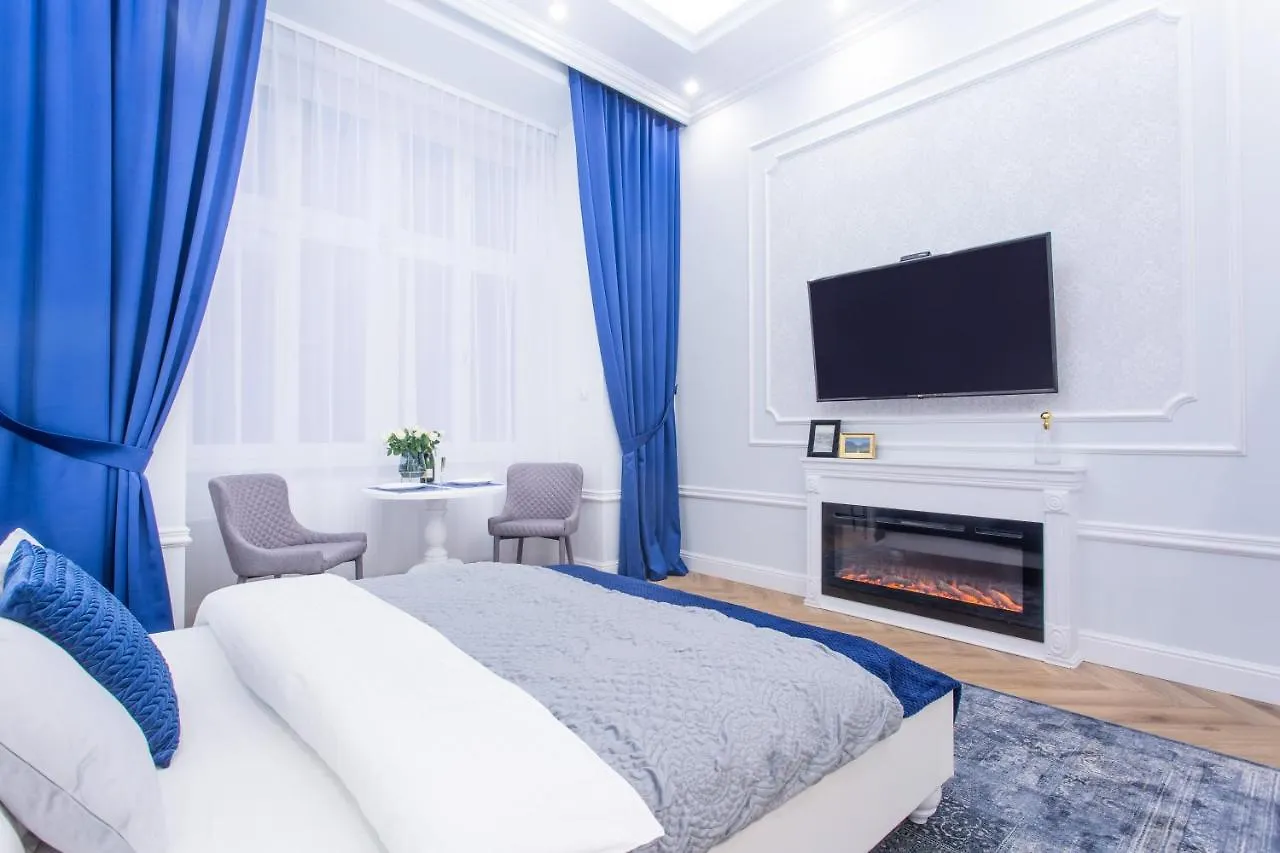 קרקוב Main Square Apartments מלון דירות